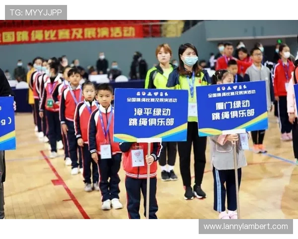 半岛星空体育:构建多元化体育文化体系促进全民体育热情高涨 半岛星空体育:构建多元化体育文化体系促进全民体育热情高涨